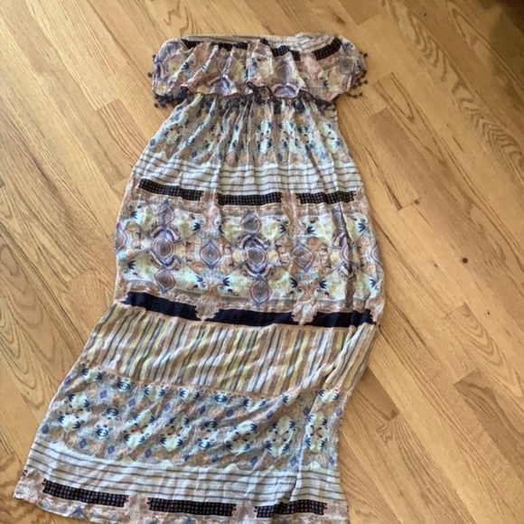 EUC Effortlessly Chic Favorite Boho Dress - Picture 3 of 6
